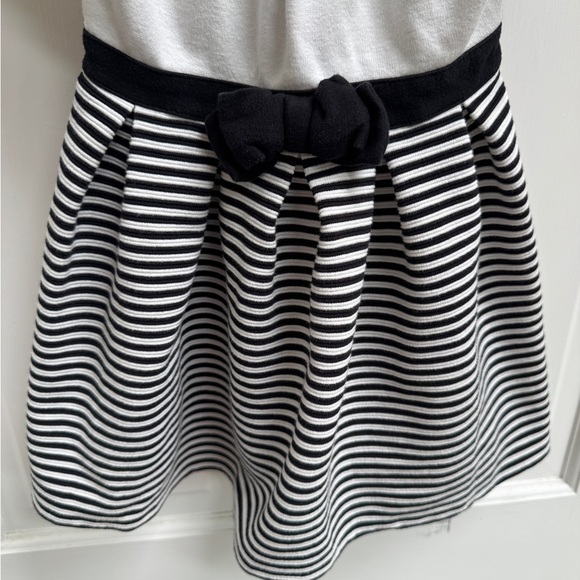 Gymboree 3T Girls Black & White Stripe Dress with Puff Cap Short Sleeves - Picture 5 of 8